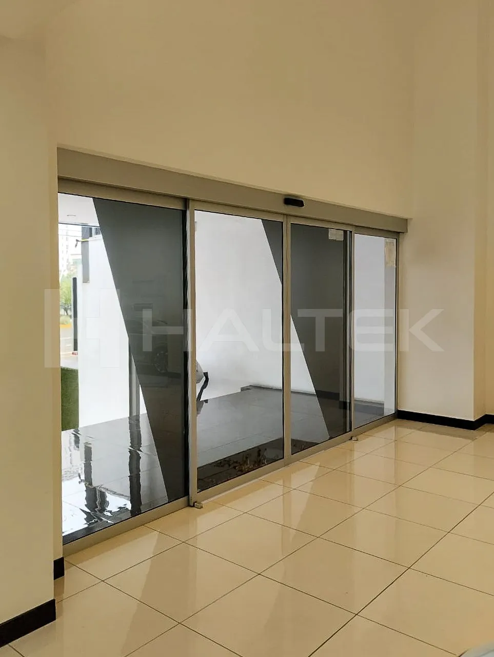 Proyecto Changan terminado con acabados modernos.