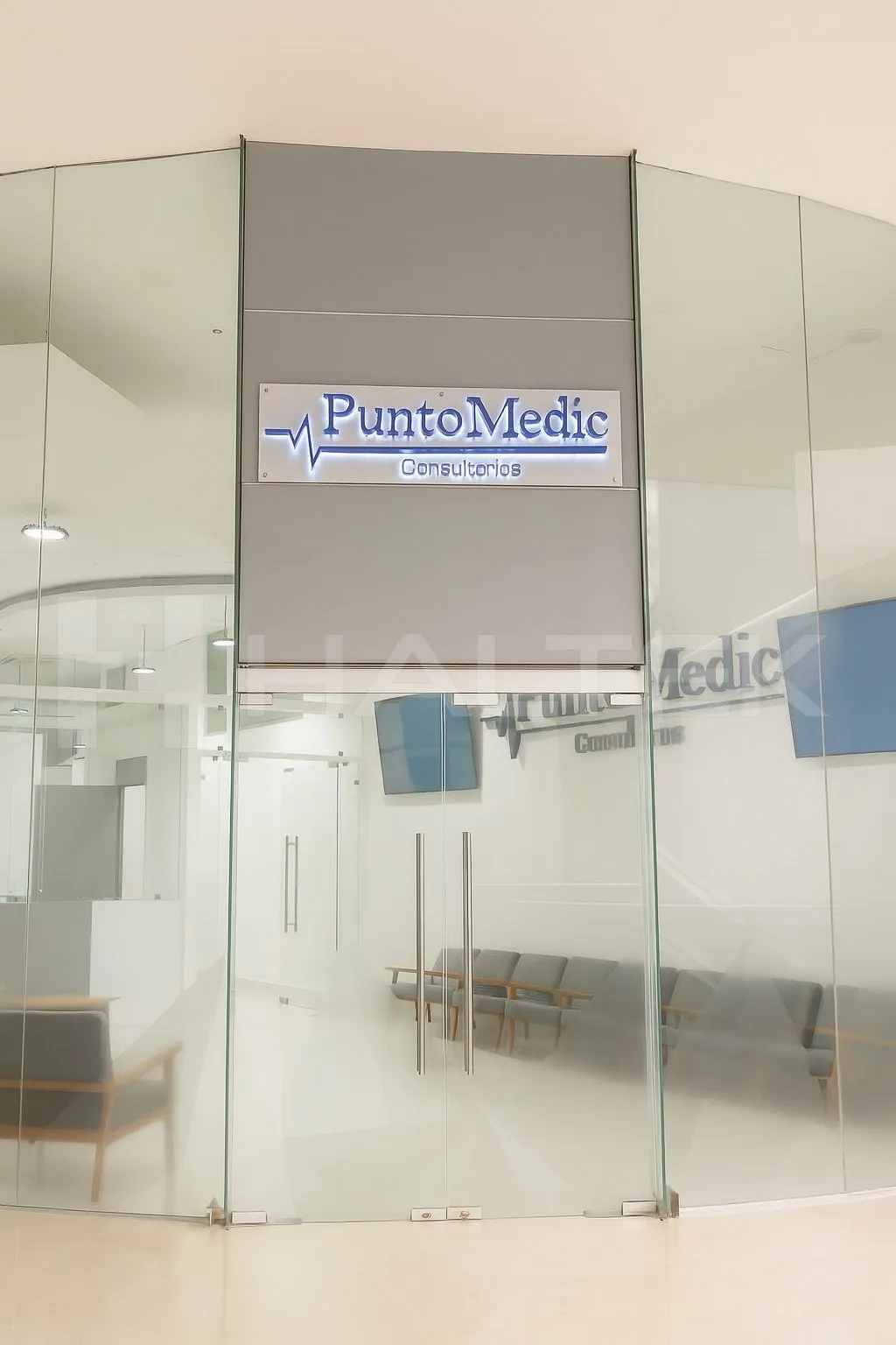 Vista exterior del proyecto Punto Medic.