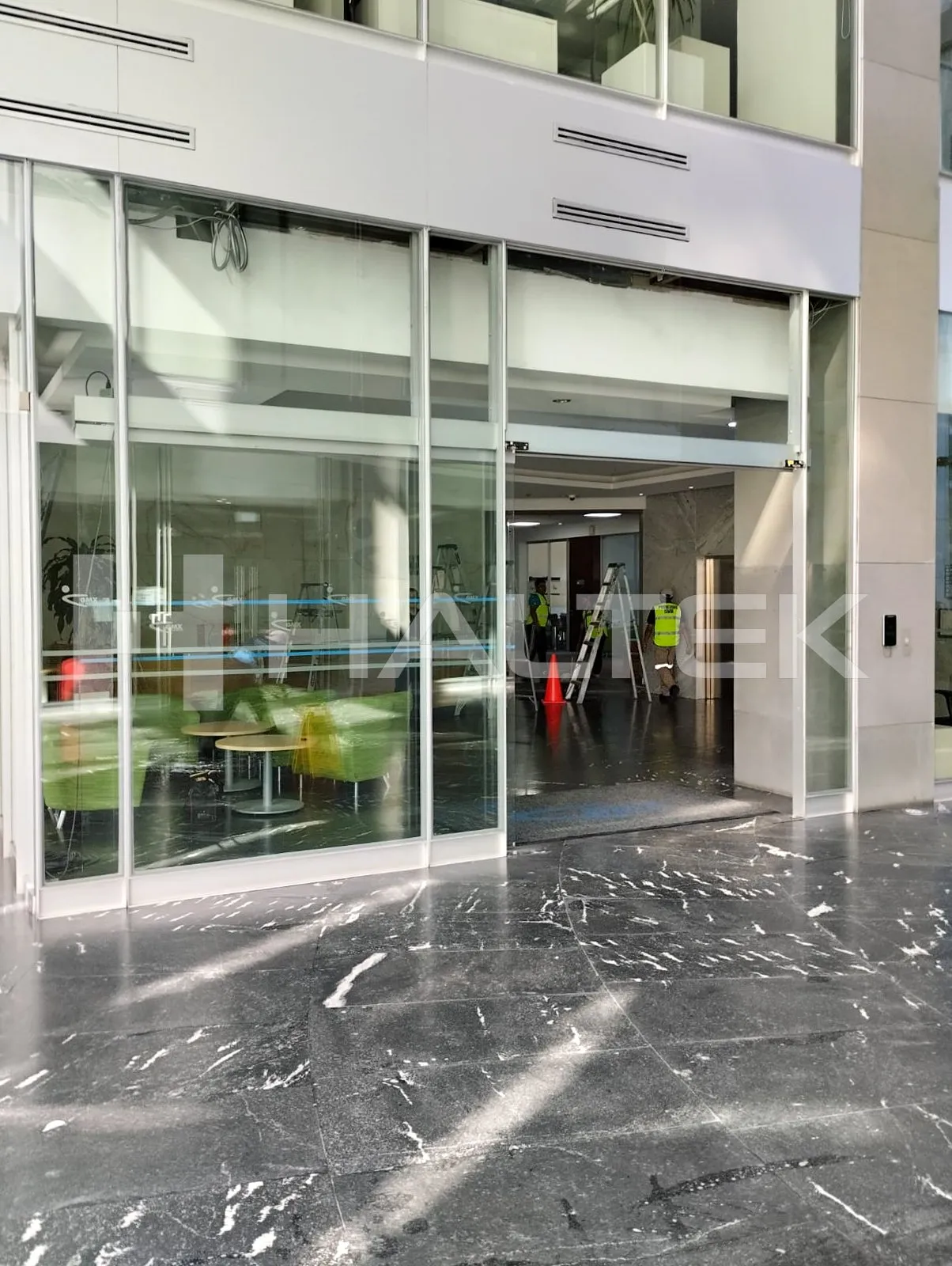 Vista izquierda del proyecto Seguros GMX.